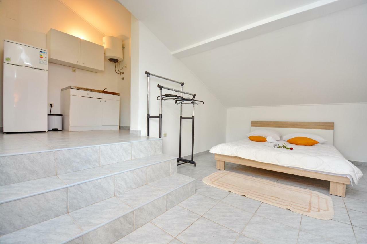 Apartment Maca *